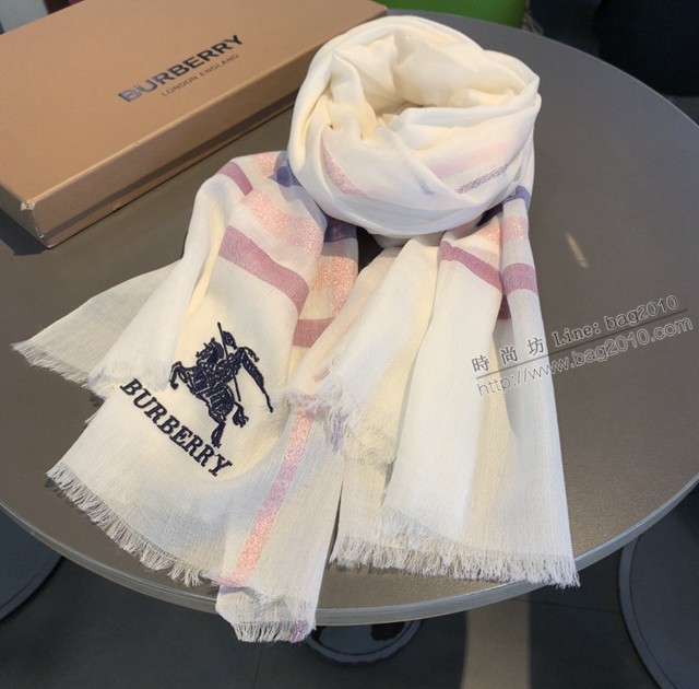 Burberry新品經典巴格羊絨圍巾 巴寶莉2021新款小格紋女士圍巾  mmj1589